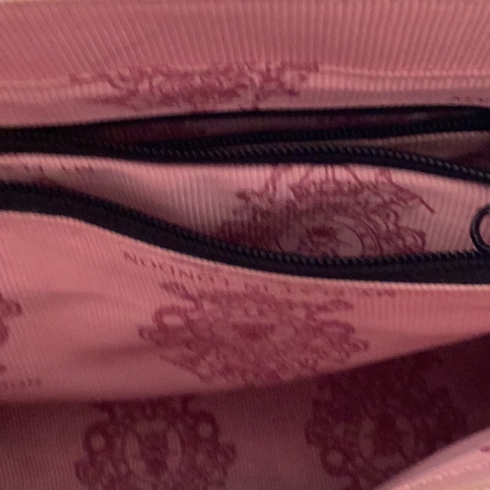 My Flat in London Satchel 🖤🖤🖤 - Picture 11 of 14